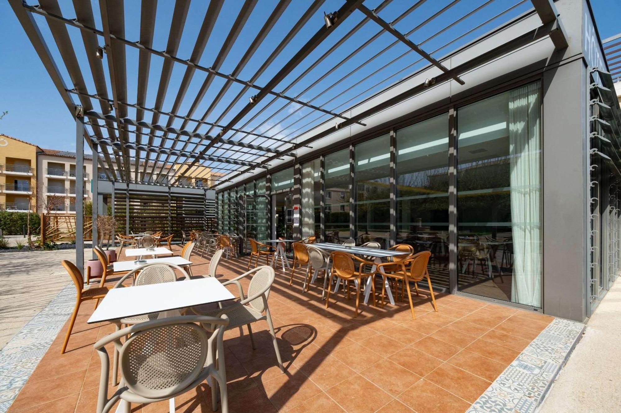 Zenitude Hotel La Valadiere, Ascend Hotel Collection Juvignac Exterior photo